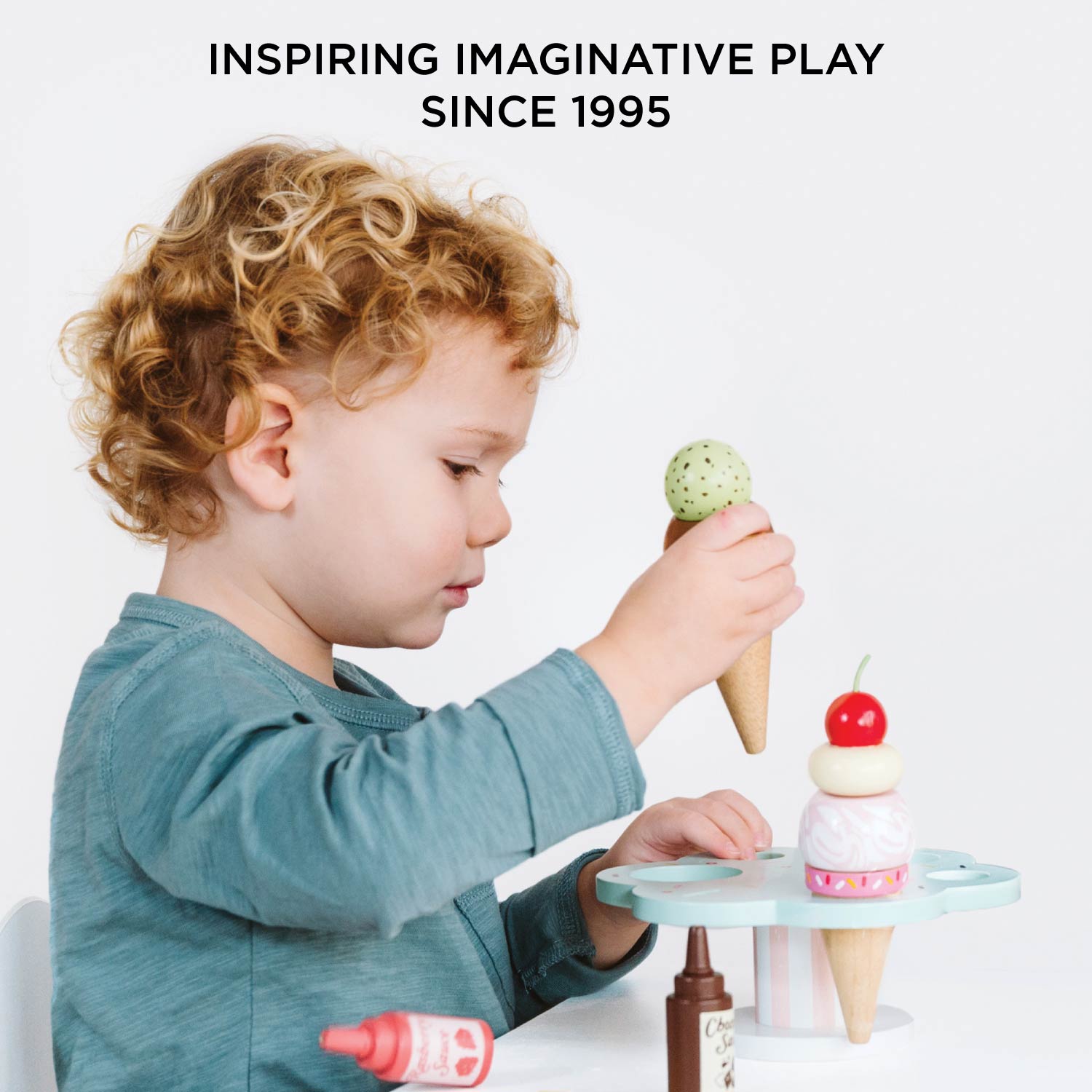 Wooden Ice Cream Stand & Toppings