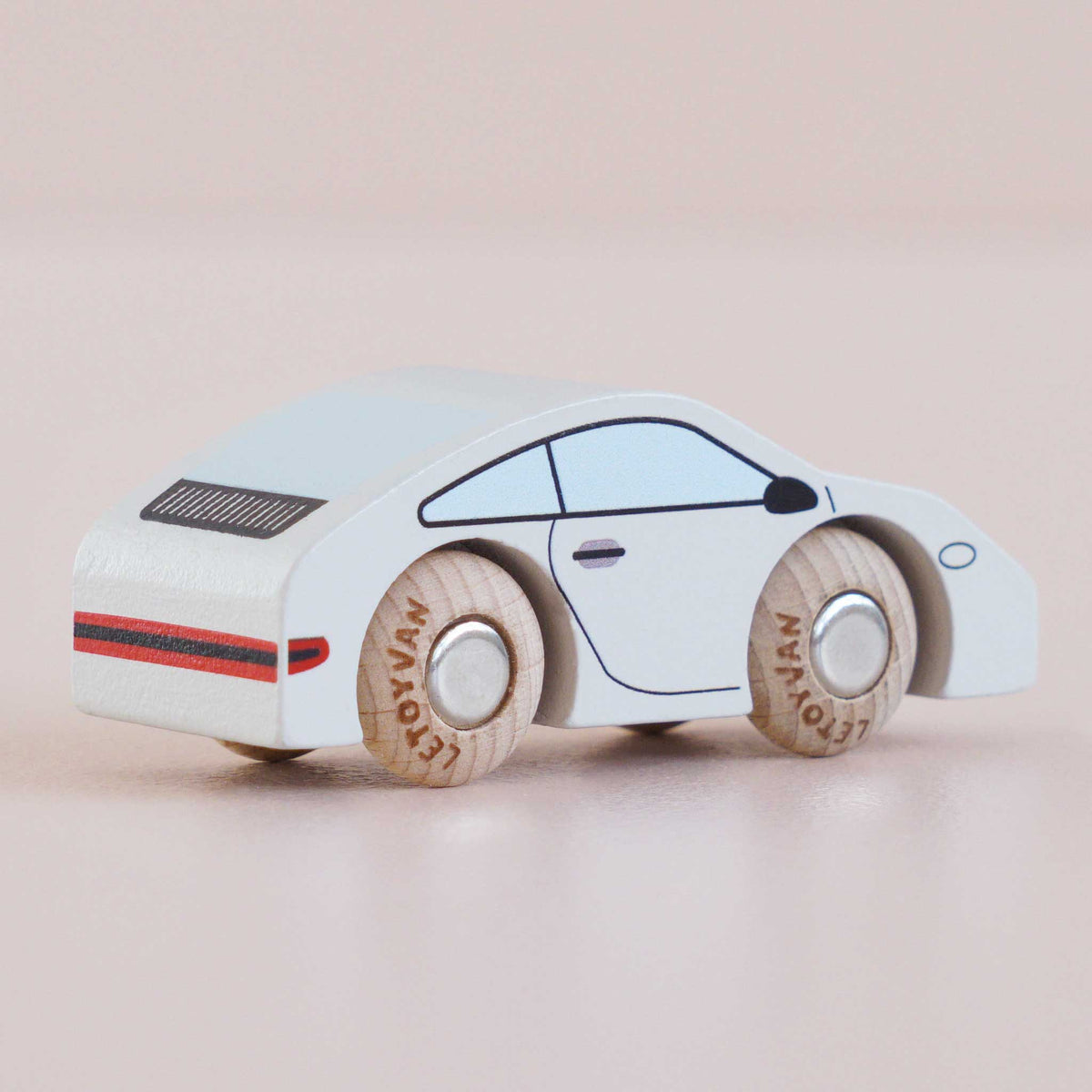 No. 16 GT90 Poppy | Pre order Aug 2026