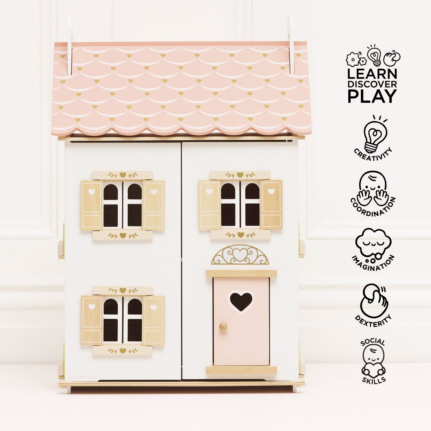 Roseheart Wooden Dolls House, Furniture & Family